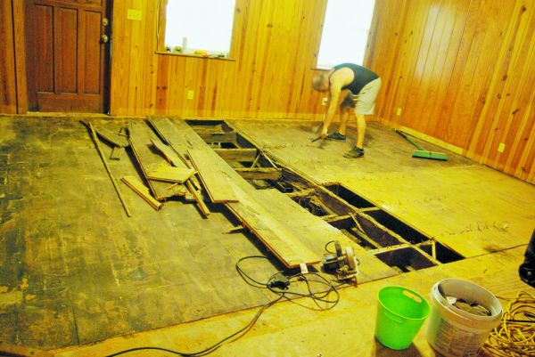 Subfloor Demolition in Fort Myers